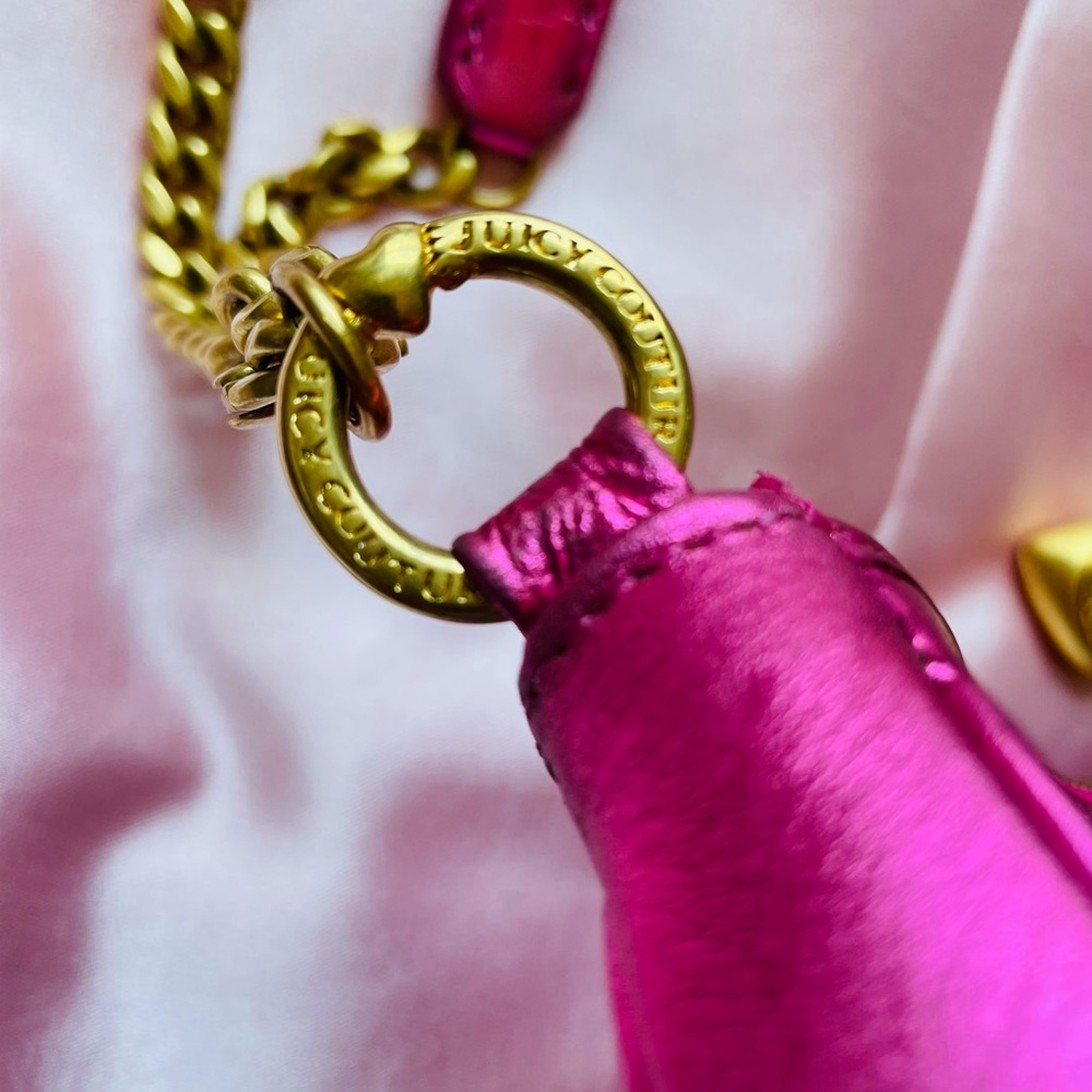 Juicy Couture pink metallic leather wristlet Y2K - Picture 5 of 17